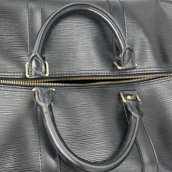 Louis Vuitton AUTHENTIC Epi Keepall 50 PreLoved - Picture 17 of 17
